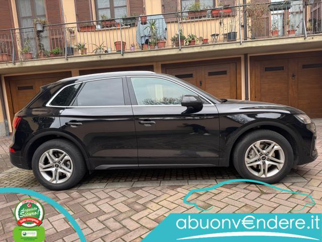 AUDI Q5 35 TDI S tronic Business Advanced