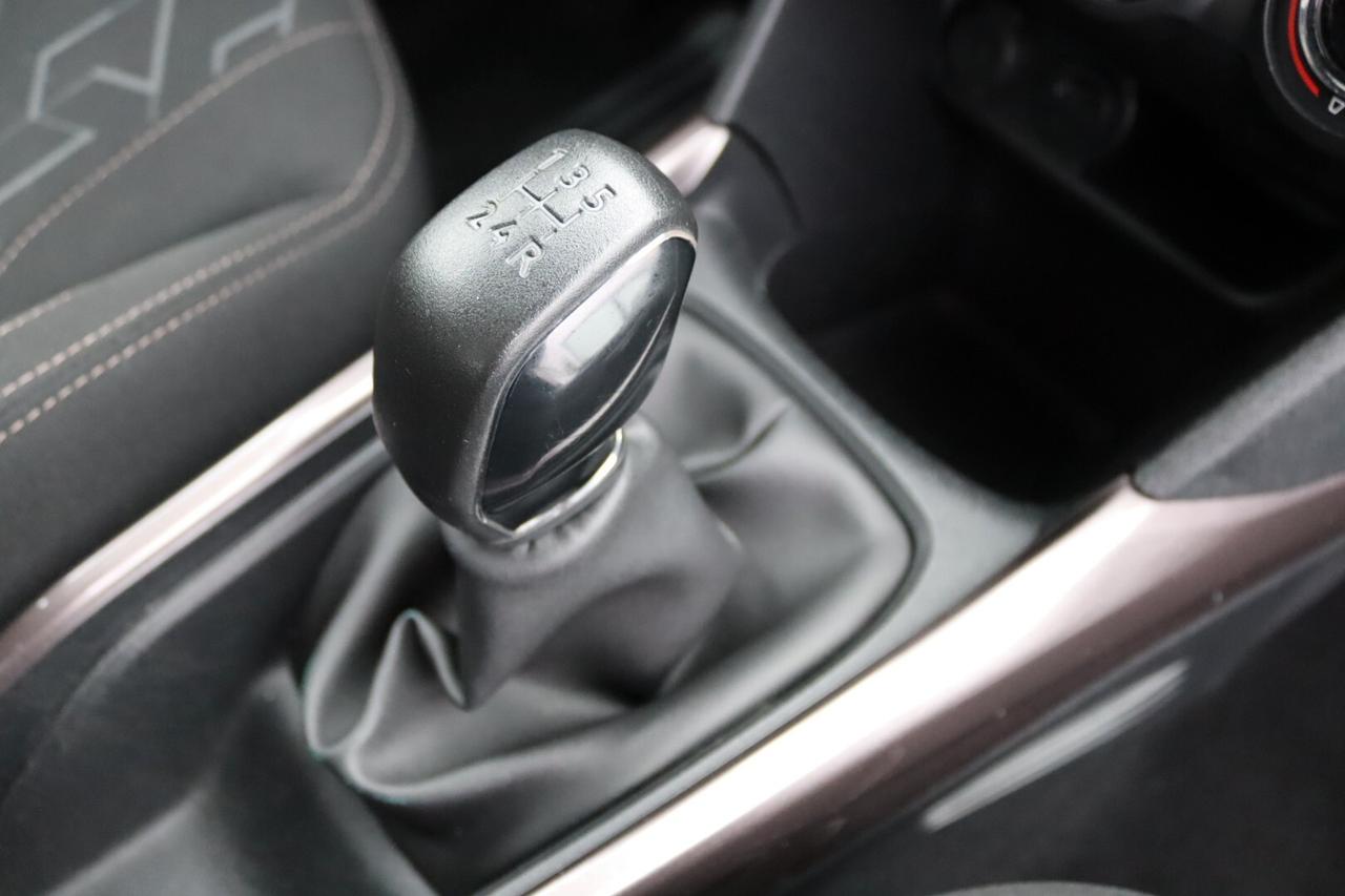 Peugeot 2008 PEUGEOT 2008 1.6 E-HDI 92CV STOPESTART URBAN CROSS