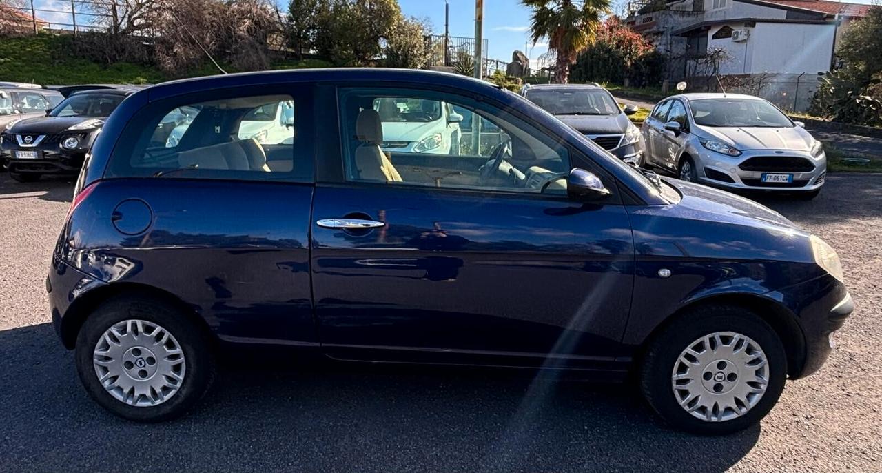 Lancia Ypsilon 1.3 Multijet 16V Platino