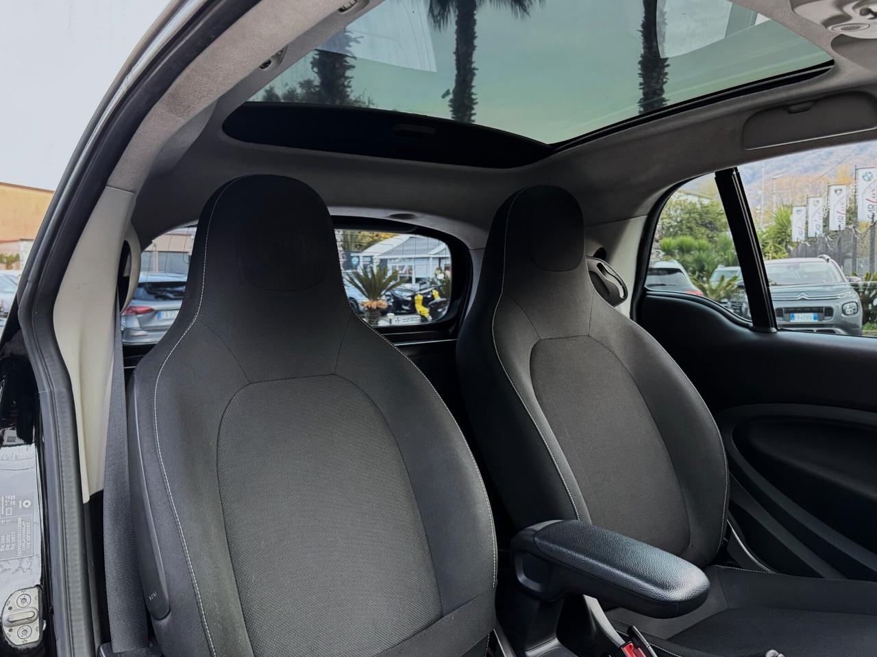 Smart forTwo 1.0 Superpassion 71CV Twinamic TETTO
