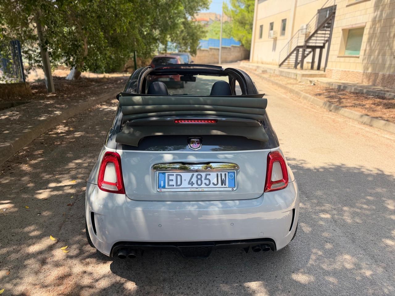 Abarth 500 C 1.4 Turbo T-Jet MTA Bicolore