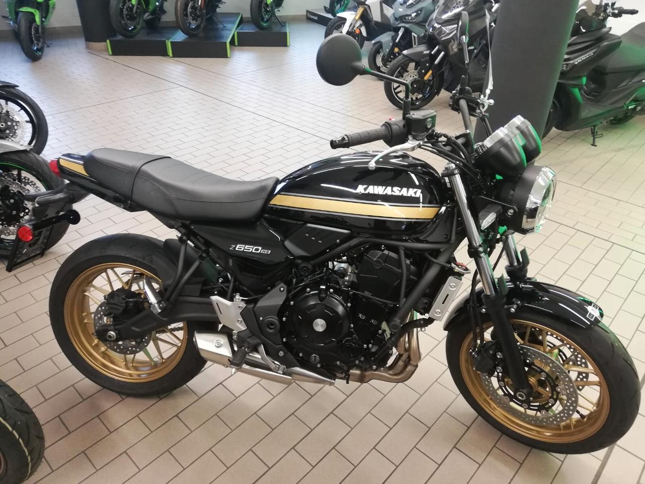 Kawasaki Z 650 RS 2025