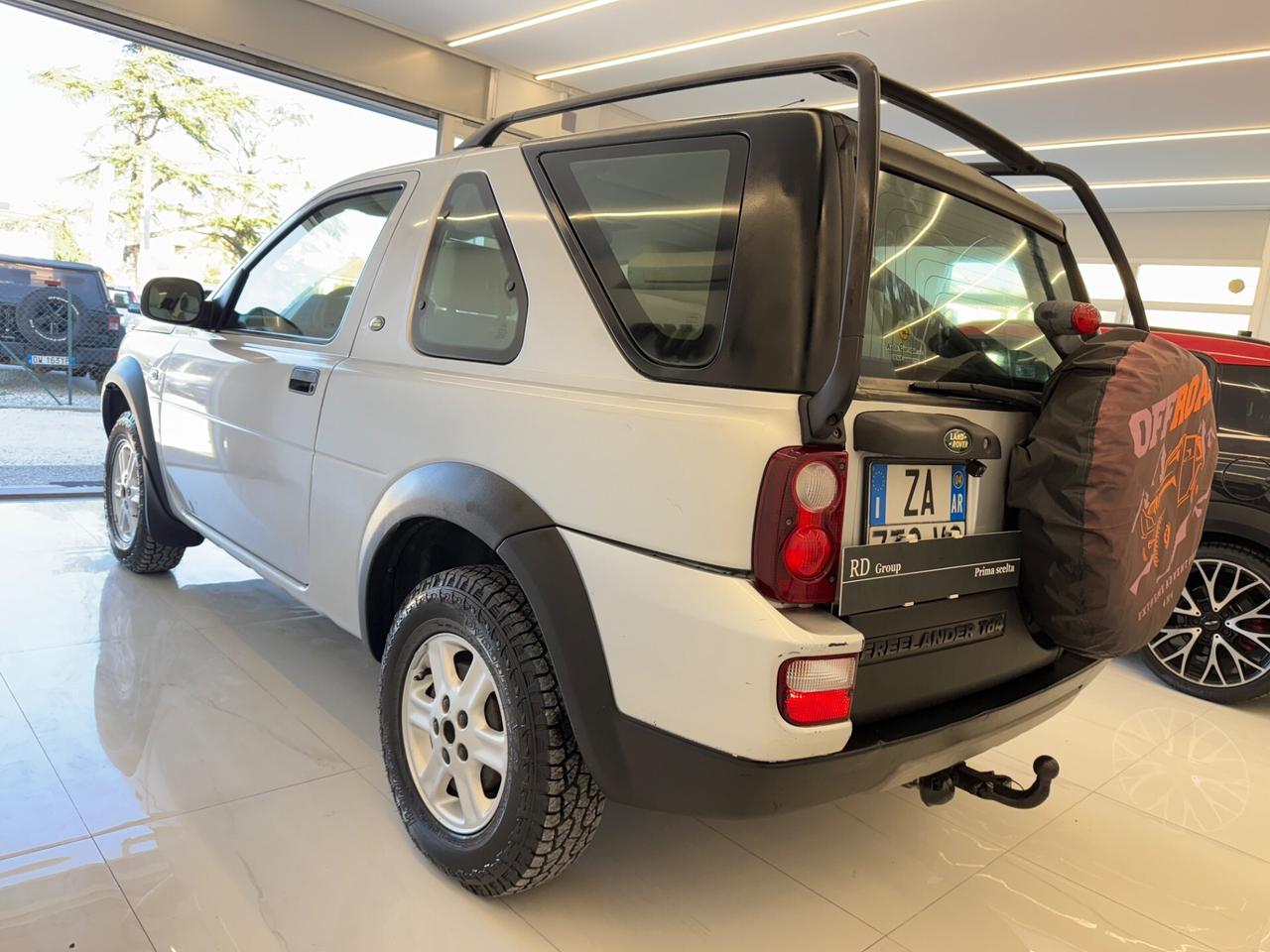 Land Rover Freelander 2.0 td4 3P gancio traino
