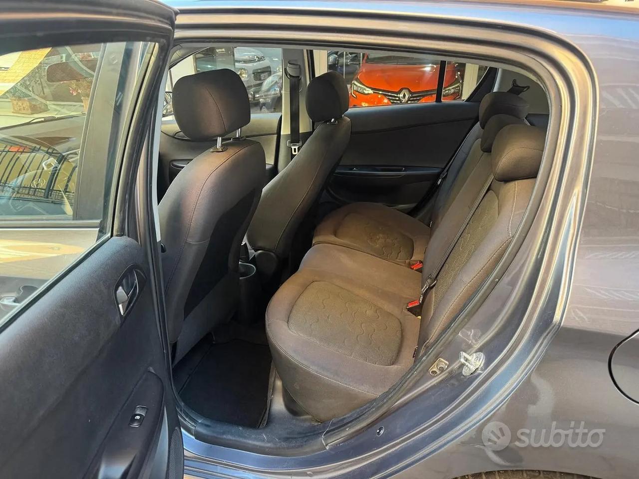 Hyundai I20 1.2 77cv 5p GPL Confort Ok Neop