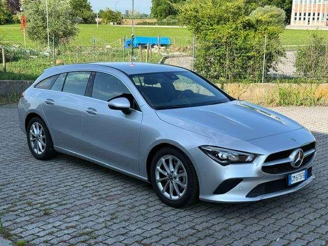 Mercedes-Benz CLA 200 Shooting Brake d Business Extra auto IVA DEDUCIBILE