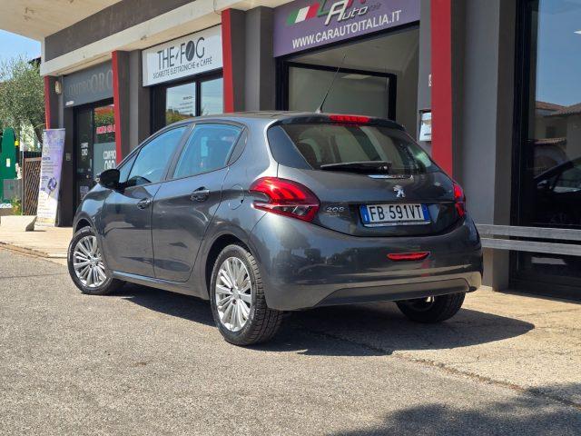 PEUGEOT 208 1.2i Benzina 82CV 5 Porte Active per NEOPATENTATI