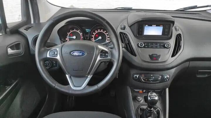 Ford Tourneo Courier 1.0 ECOBOOST