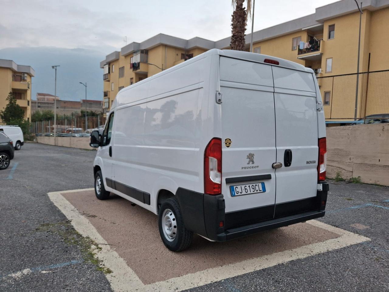 Peugeot Boxer L2H2 2.2 BlueHDi 140cv