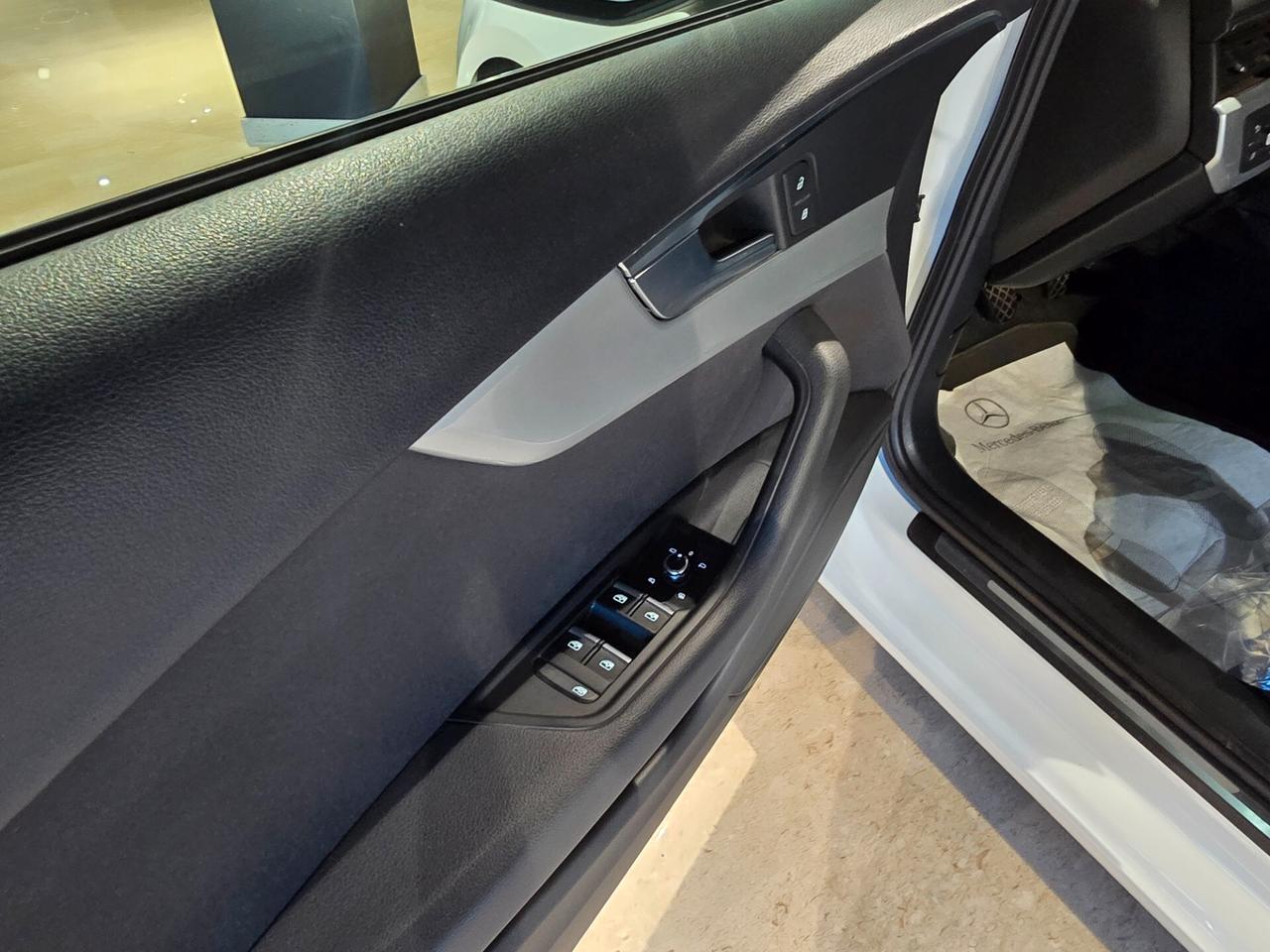 Audi A4 2.0 TDI 122 CV Business Sport