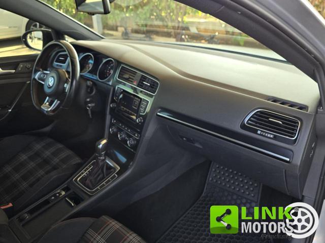 VOLKSWAGEN Golf GTI 2.0 TSI DSG 5p. BlueMotion Technology
