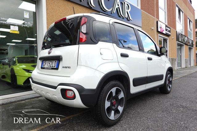 FIAT Panda 1.0 FireFly S&S Hybrid Red UNIPRO