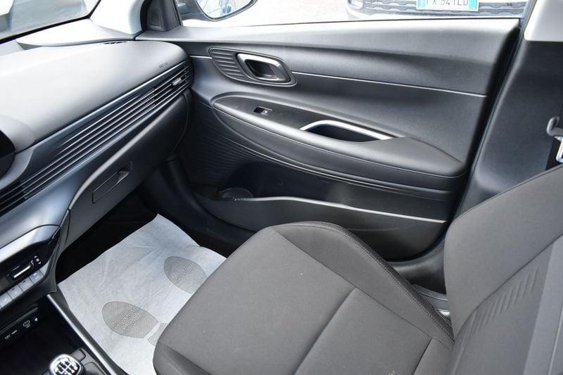 Hyundai Bayon 1.0 T-GDI Hybrid 48V MT XClass