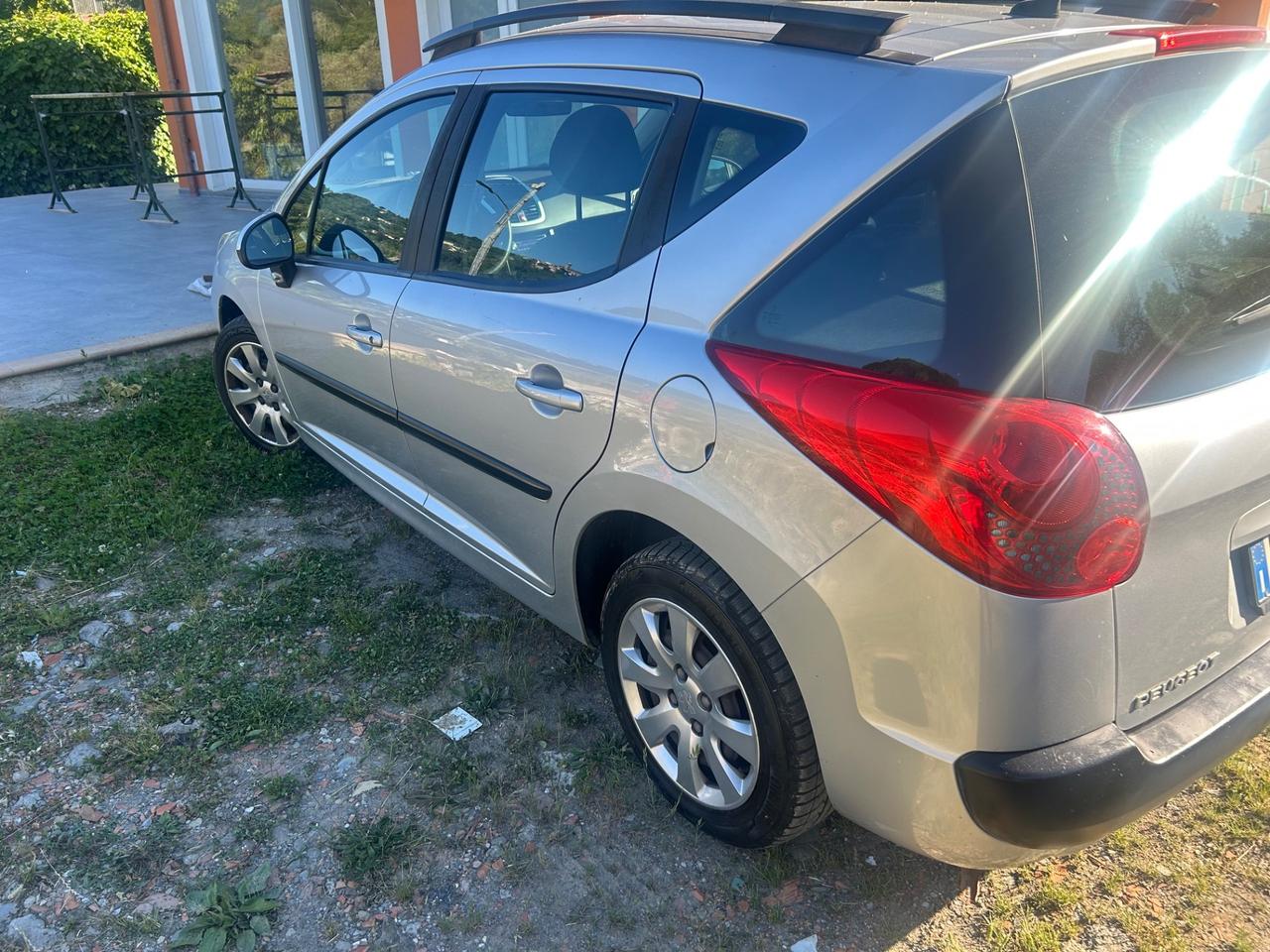 Peugeot 207 1.4 8V 75CV SW ONE Line