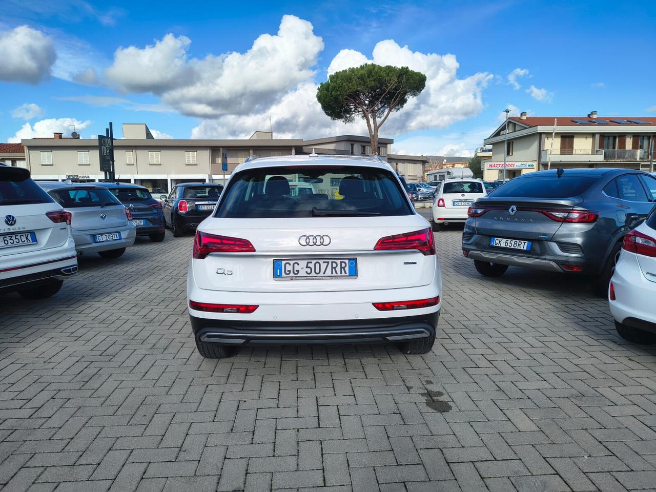 Audi Q5 50 TFSI e quattro S tronic Business