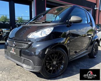 smart fortwo TOTAL BALCK CERCHI SPORT UNIPRO!