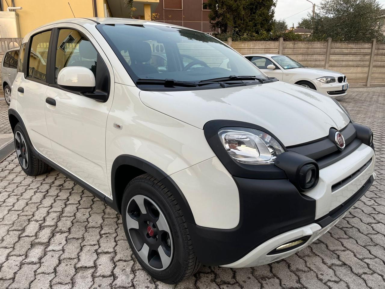 Fiat Panda 1.0 FireFly S&S Hybrid City Cross