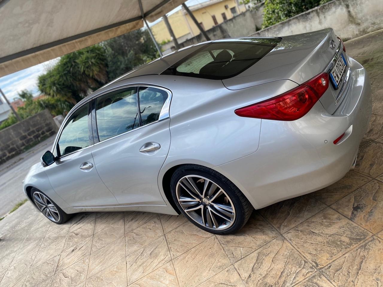 Infiniti Q50 2.2 diesel Sport