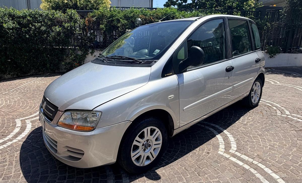 FIAT Multipla 1.6 16V Natural Power Dynamic