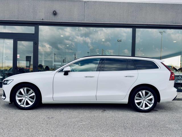 VOLVO V60 B4 (d) Geartronic Momentum SENZA VINCOLI
