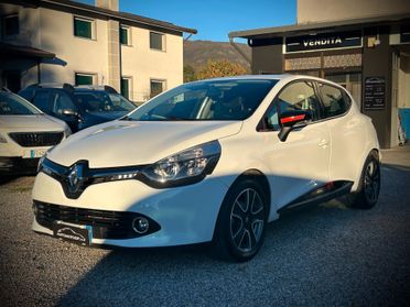 Renault Clio 1.2 5 porte UNIPROPRIETARIO - NEOPATENTATI