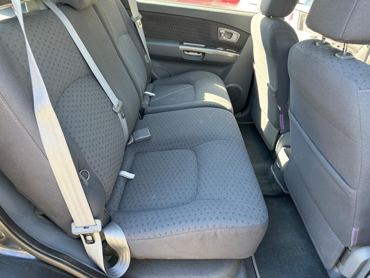 Kia Carens 1.6 16V Family GPL