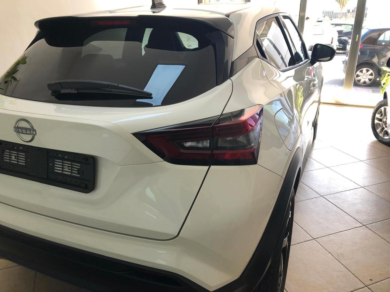 Nissan Juke 1.0 DIG-T 114 CV N-Connecta