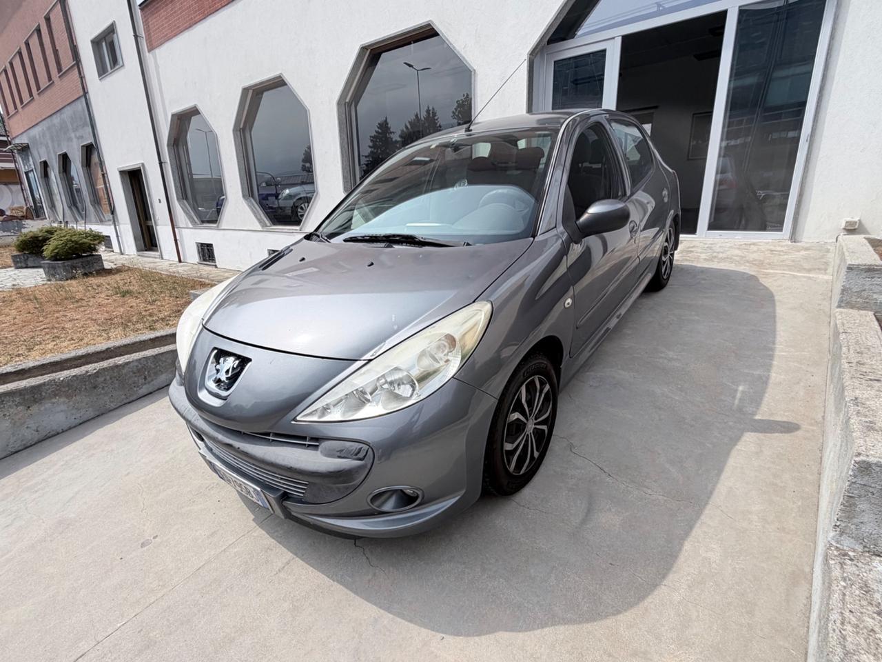 Peugeot 206 GPL DELLA CASA LEGGI BENE LA DESCRIZIONE PRIMA DI