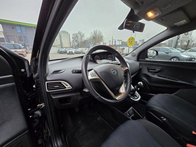 LANCIA Ypsilon 1.2 69 CV 5 porte NEOPATENTATI PERMUTE