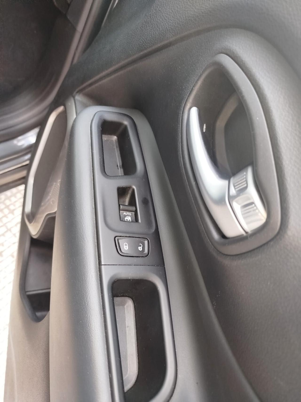 Jeep Renegade 1.6 Mjt DDCT 120 CV Limited