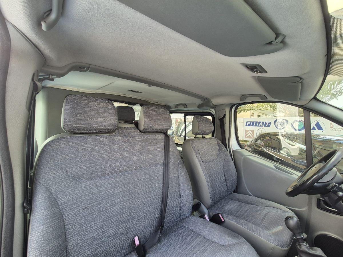 RENAULT - Trafic 2.0 diesel 6 posti