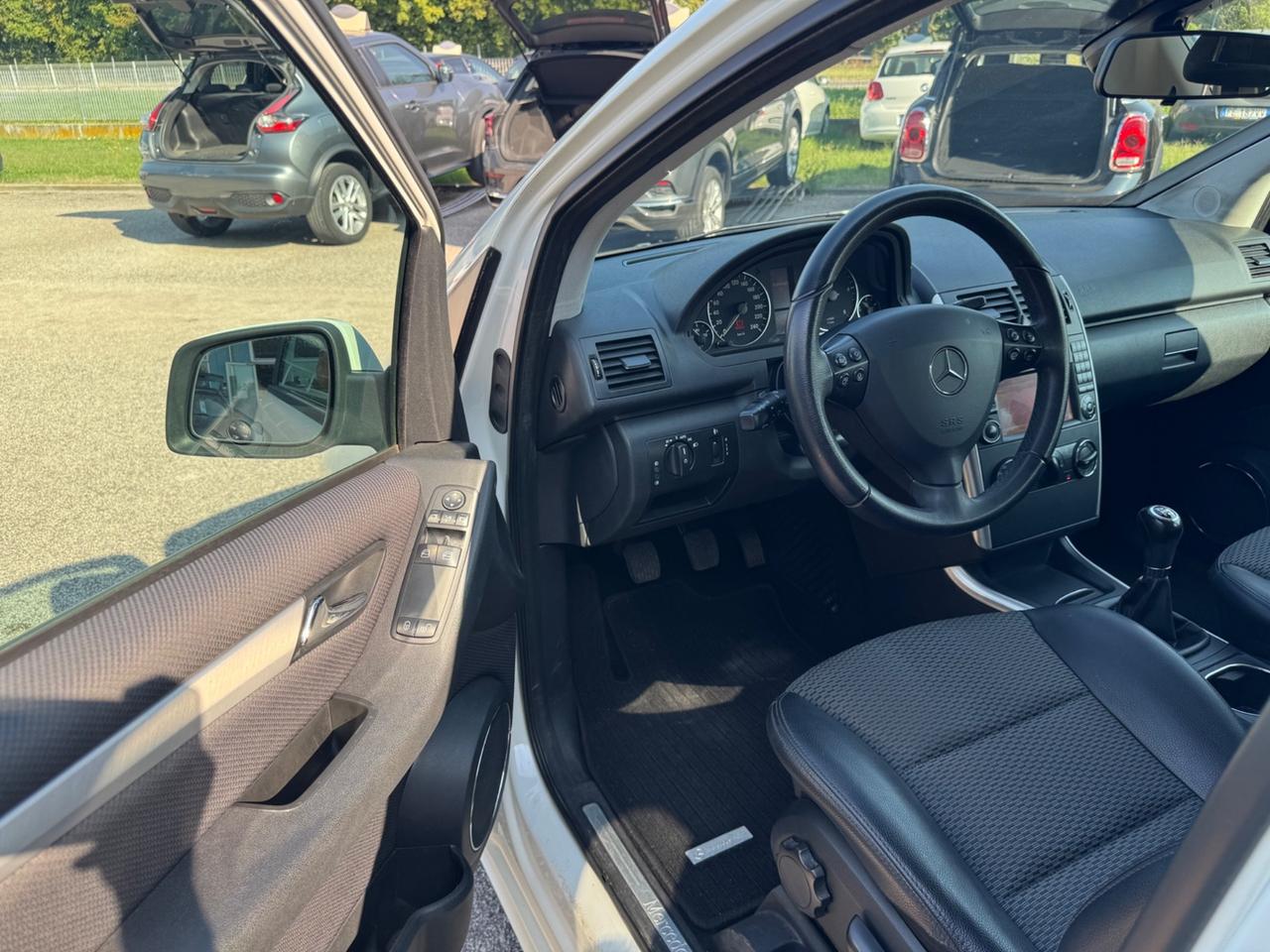 Mercedes-benz A 160 CDI BlueEFFICIENCY Premium NEOPATENTATI