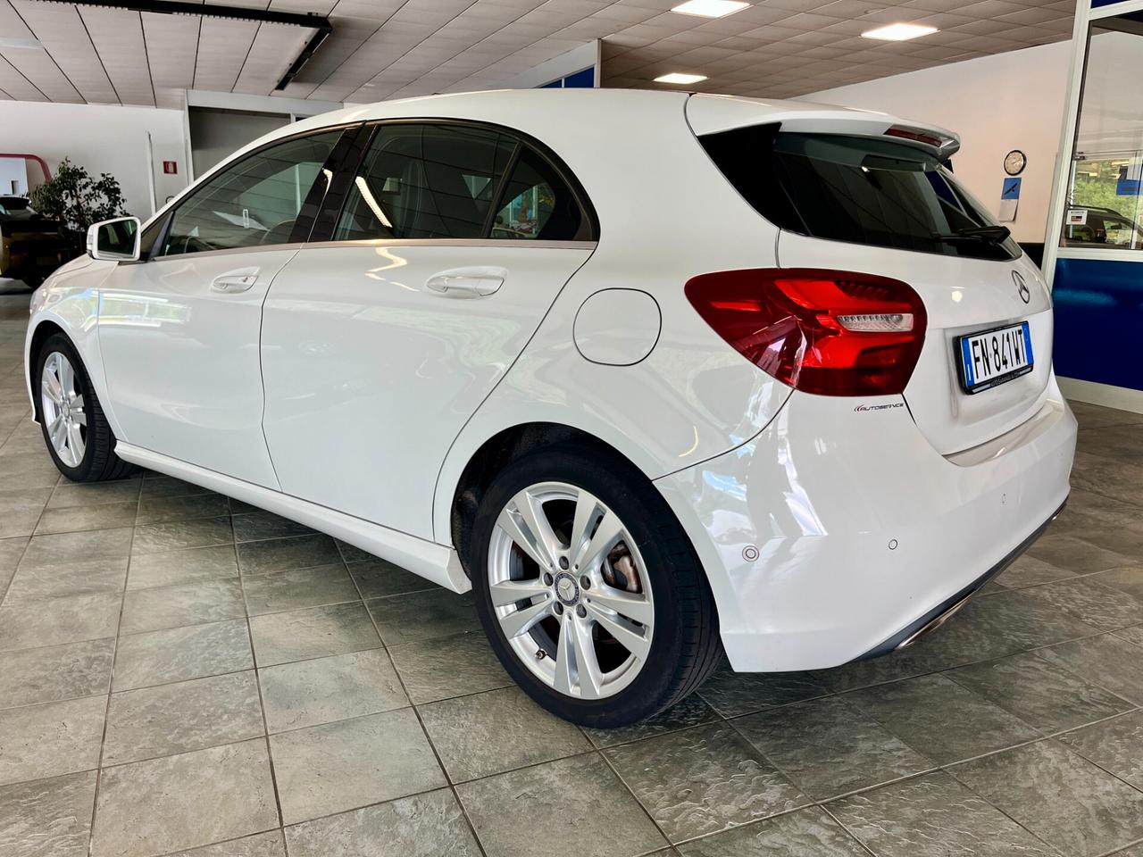 Mercedes-benz A 180 Sport-NEOPATENTATI-