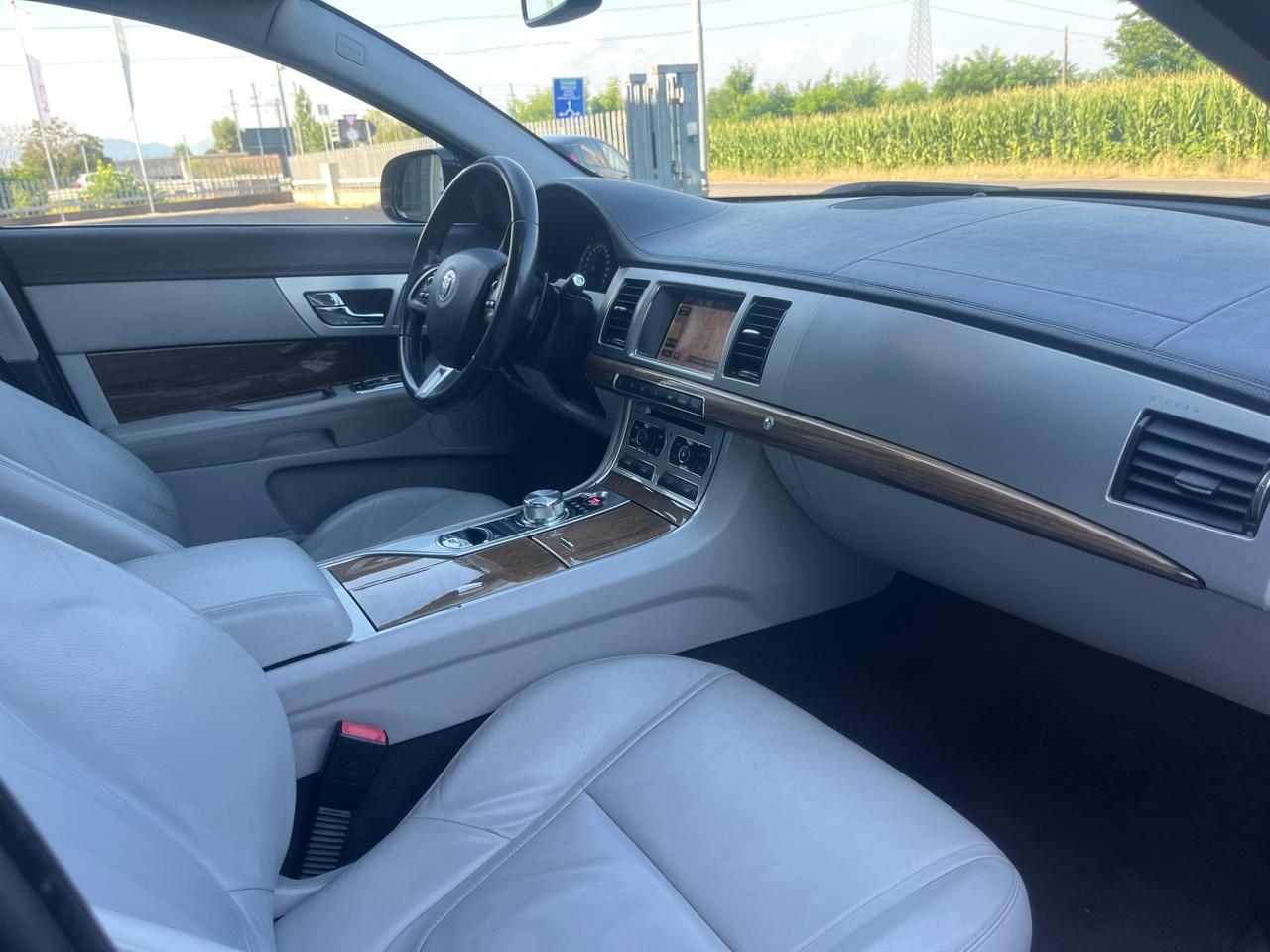 Jaguar XF 2.2 D 200 CV Portfolio