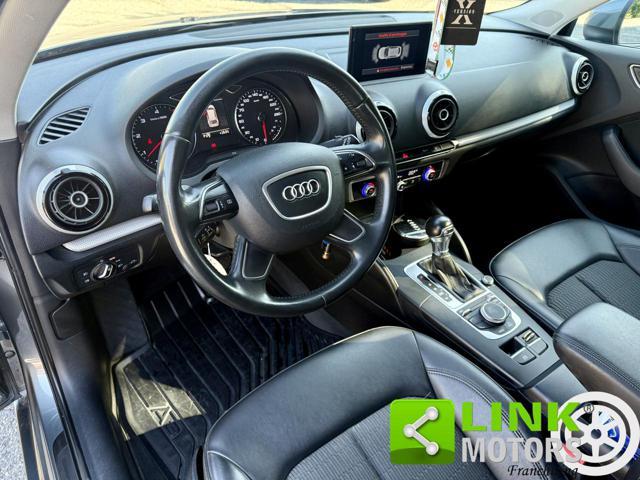 AUDI A3 Sportback S TRONIC AMBITION