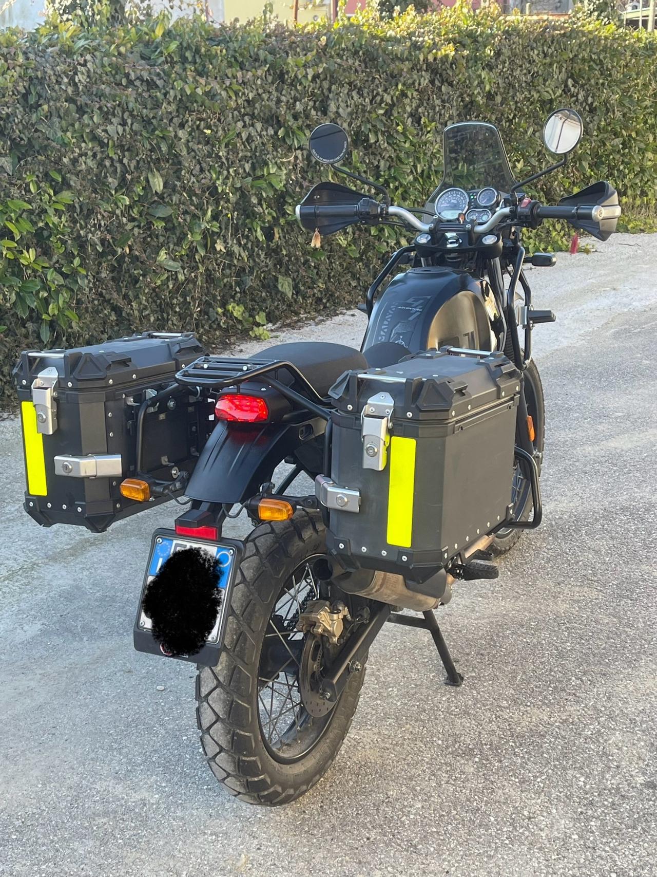 Royal Enfield Himalayan 411