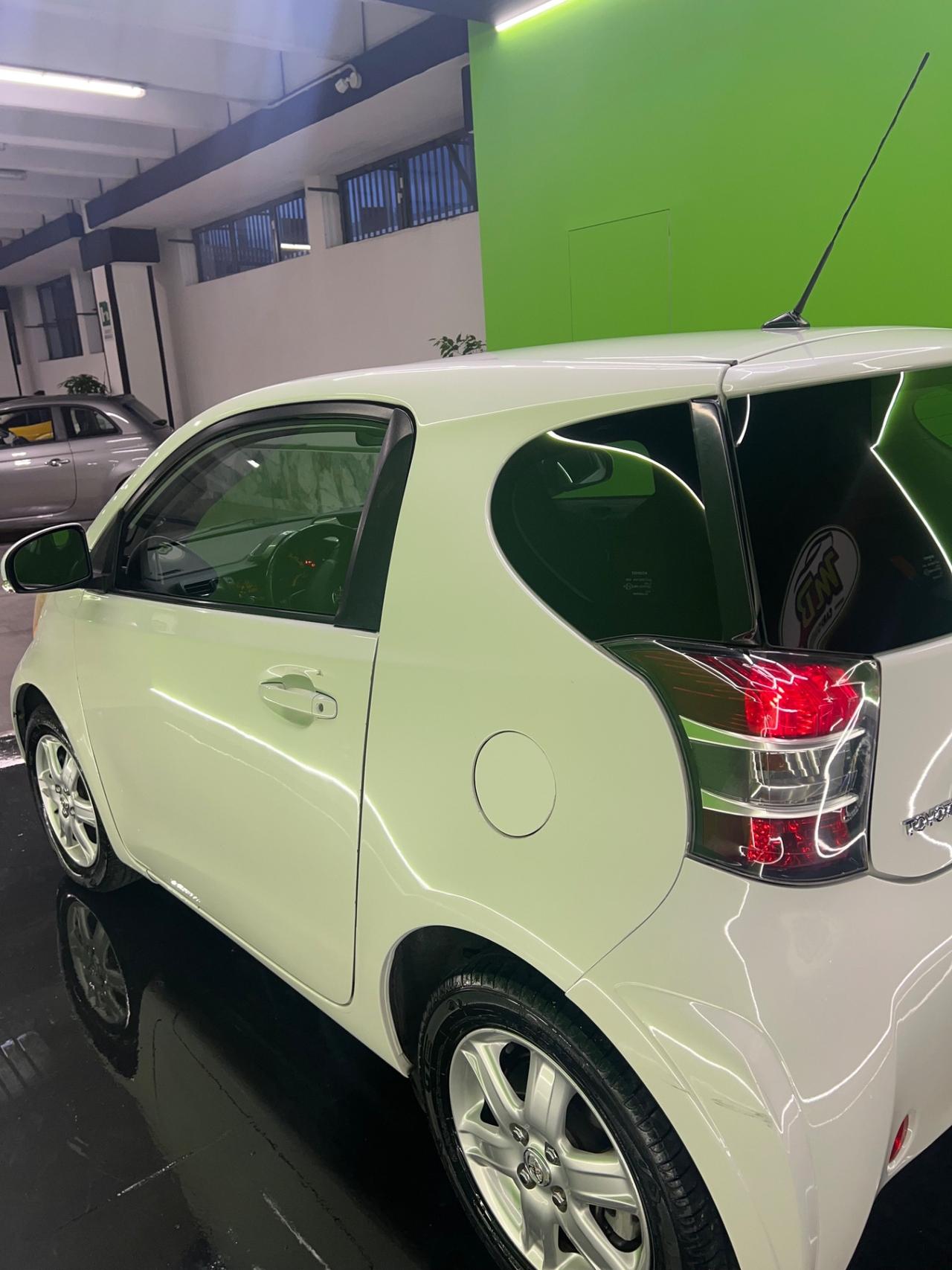 Toyota iQ 1.0 Multidrive Versione Lancio