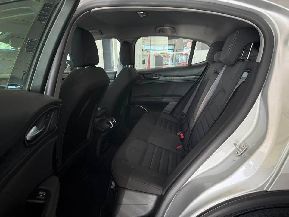 Alfa Romeo Stelvio 2.2 Turbodiesel 190 CV AT8 Q4 Business