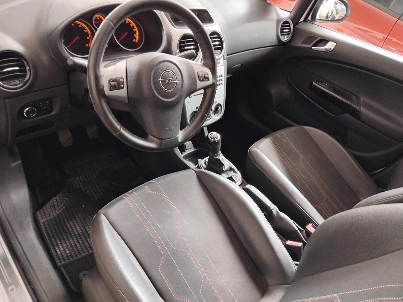 Opel Corsa 1.2 gpl garanzia