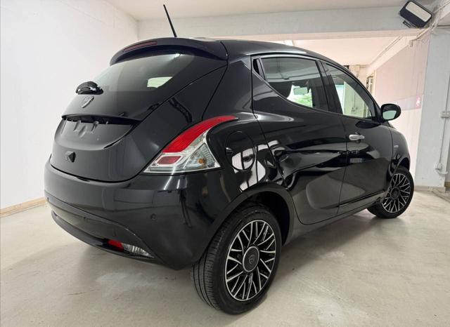 LANCIA Ypsilon 1.0 FireFly 5 porte S&S Hybrid Platino