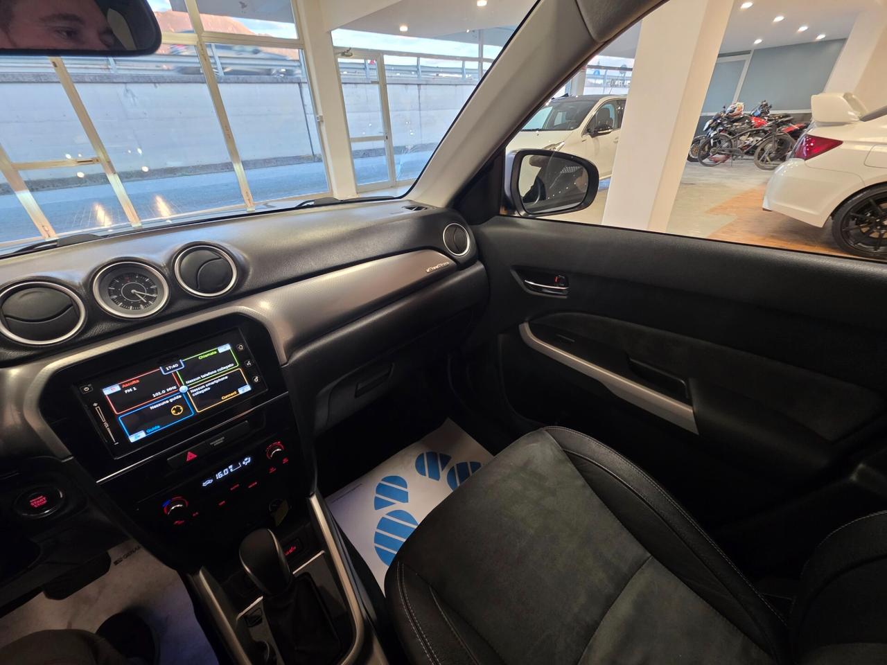 Suzuki Vitara 1.6D 4x4 full automatic