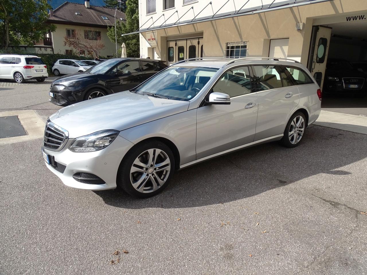 Mercedes-benz E 220 E 220 BlueTEC S.W. 125kW 4Matic Automatic Business Elegance