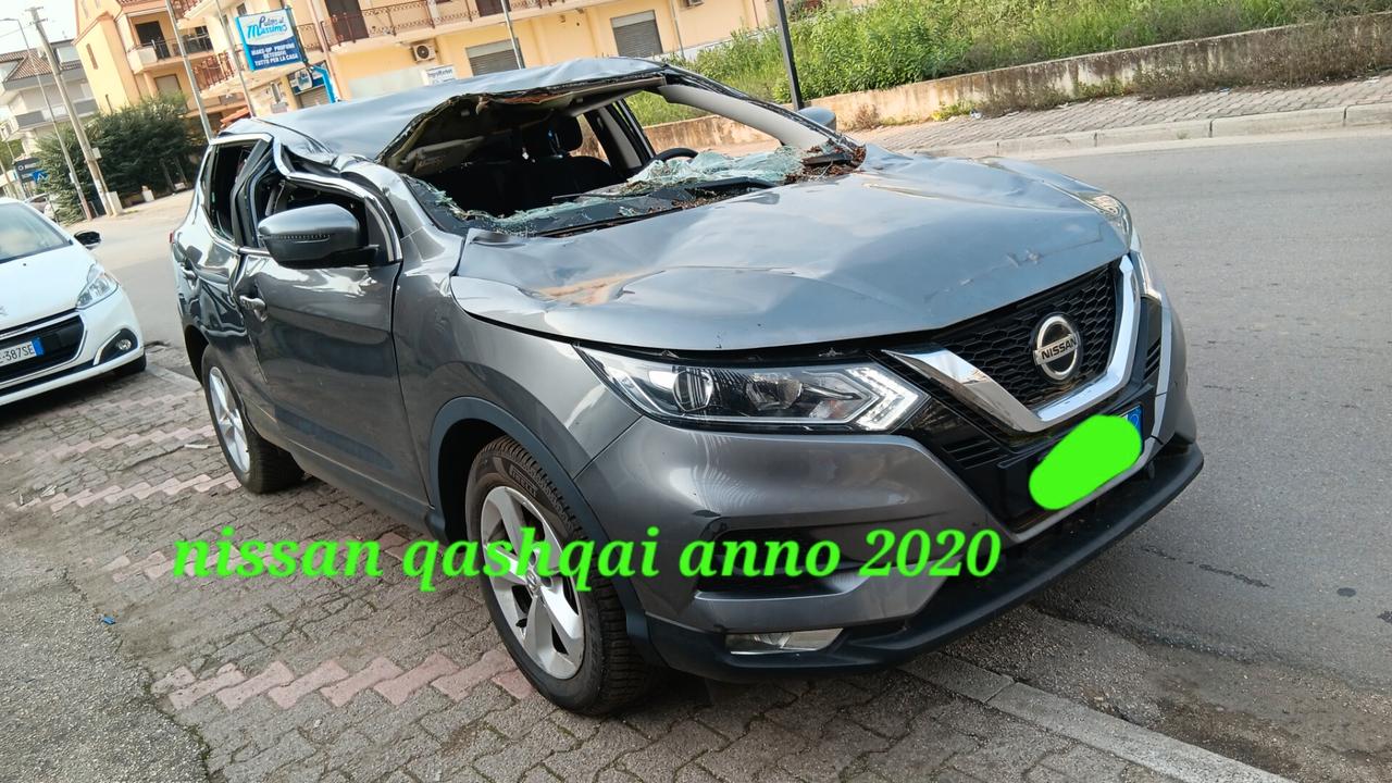 Nissan qashqai incidentata sinistrata mondialcars km 88.000