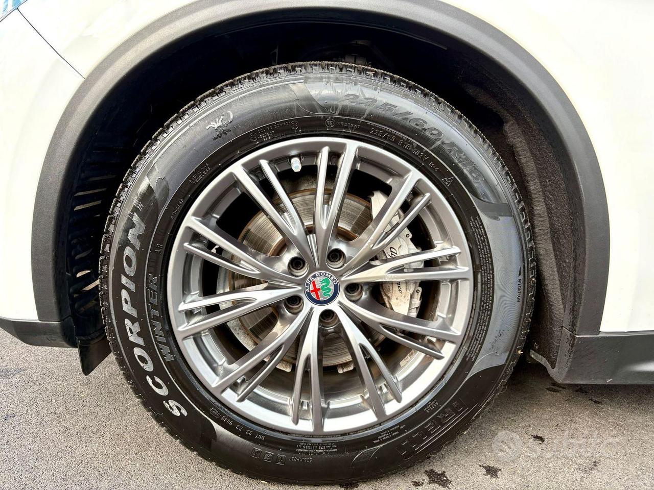 ALFA ROMEO STELVIO 2.2 TD AT8 RWD BUSINESS AUT 160