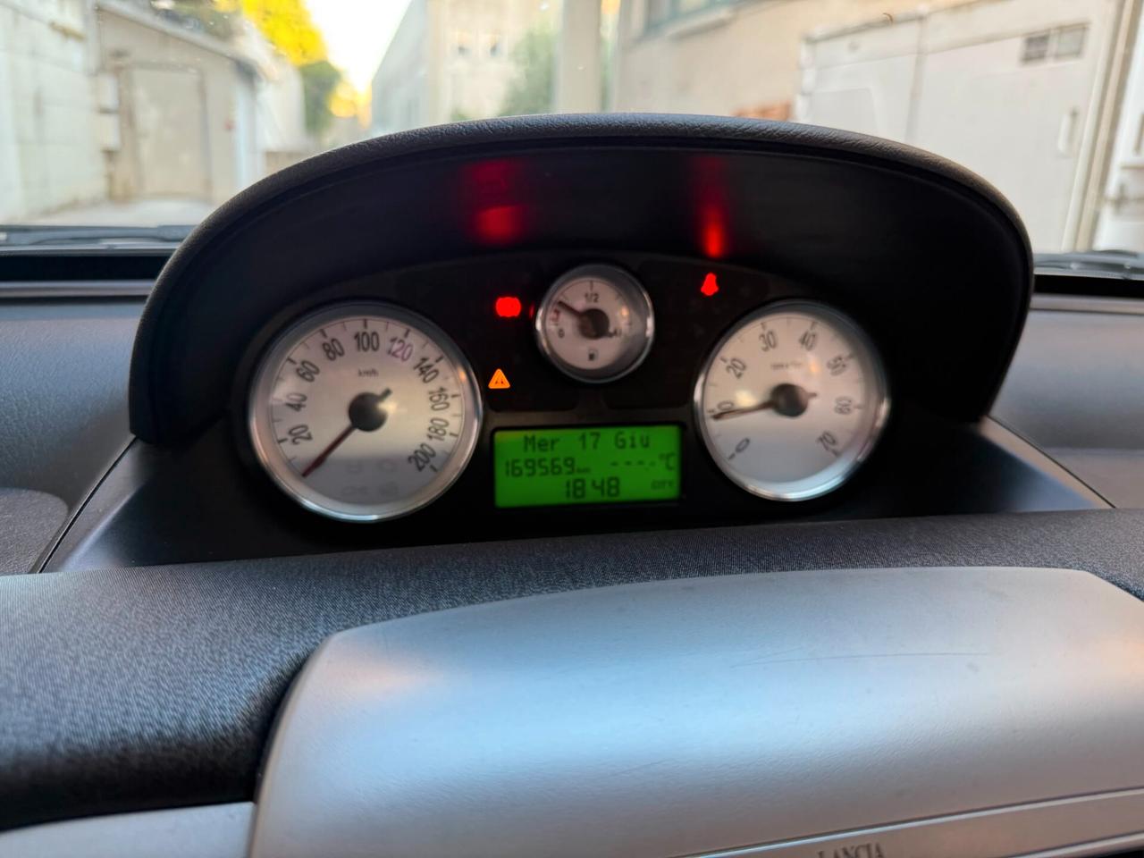 Lancia Ypsilon 1.3 MJT 75 CV OK NEOPATENTATI