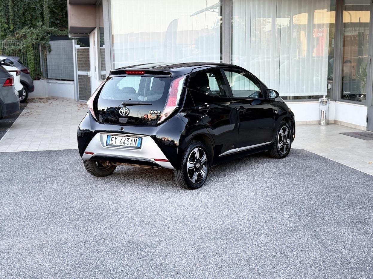 Toyota Aygo 1.0 Benzina 69CV E5 Neo. Automatica - 2014