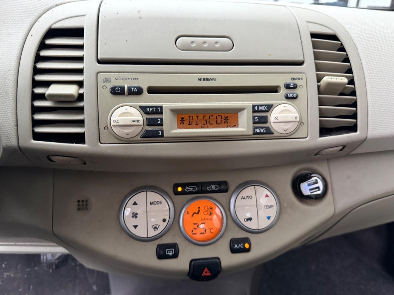 Nissan Micra 1.4 benzina euro4 neopatentati