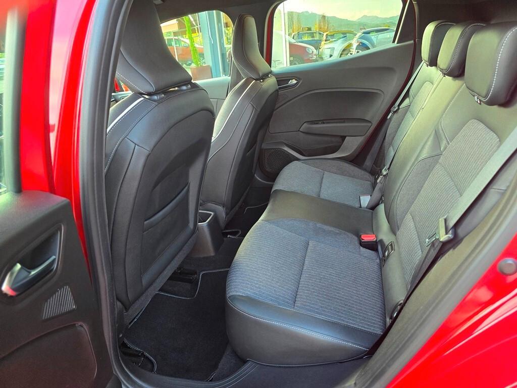 Renault Clio Full Hybrid E-Tech 140 CV Intens