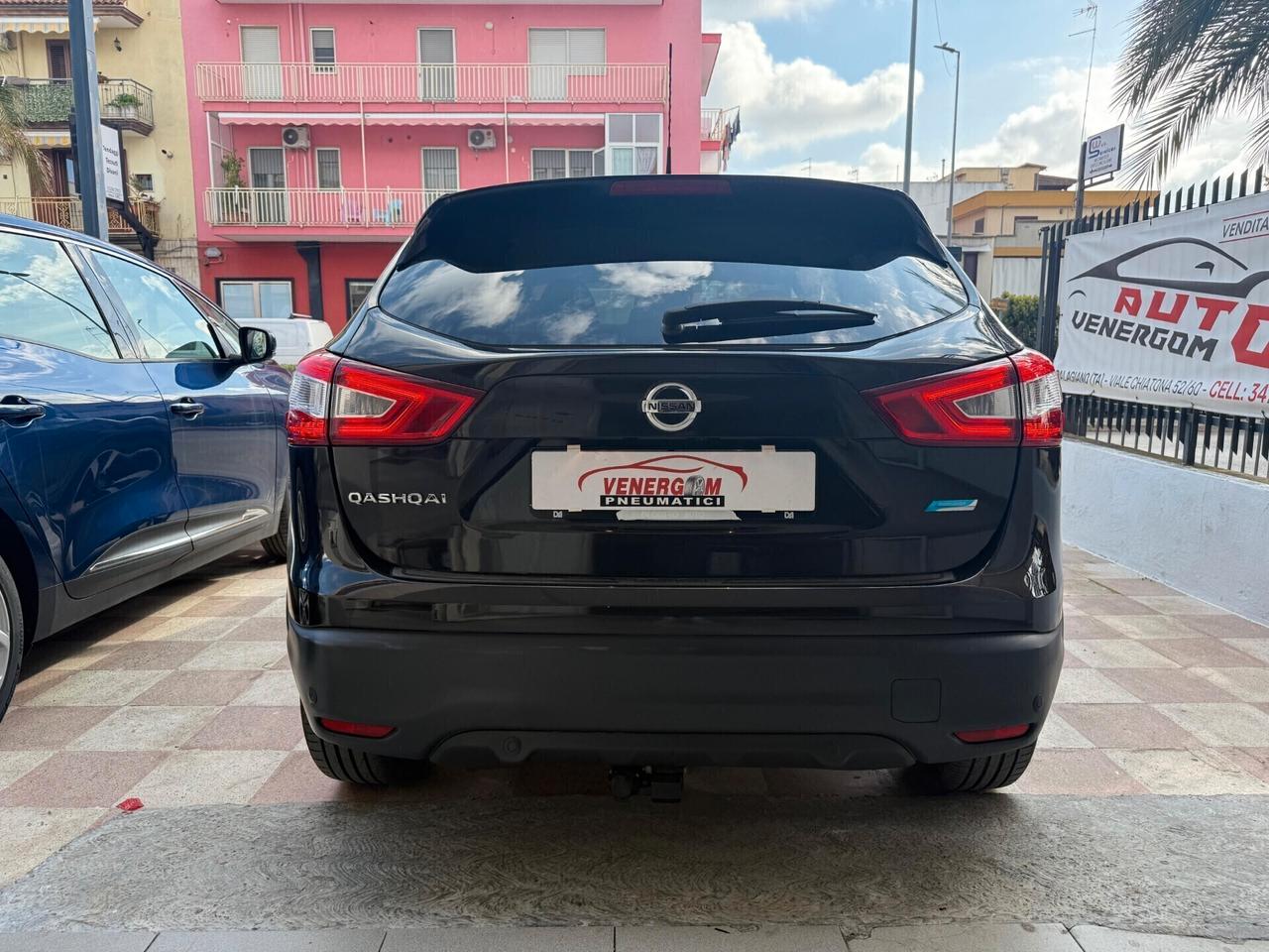 Nissan Qashqai 1.5 dCi TEKNA (GANCIO TRAINO)