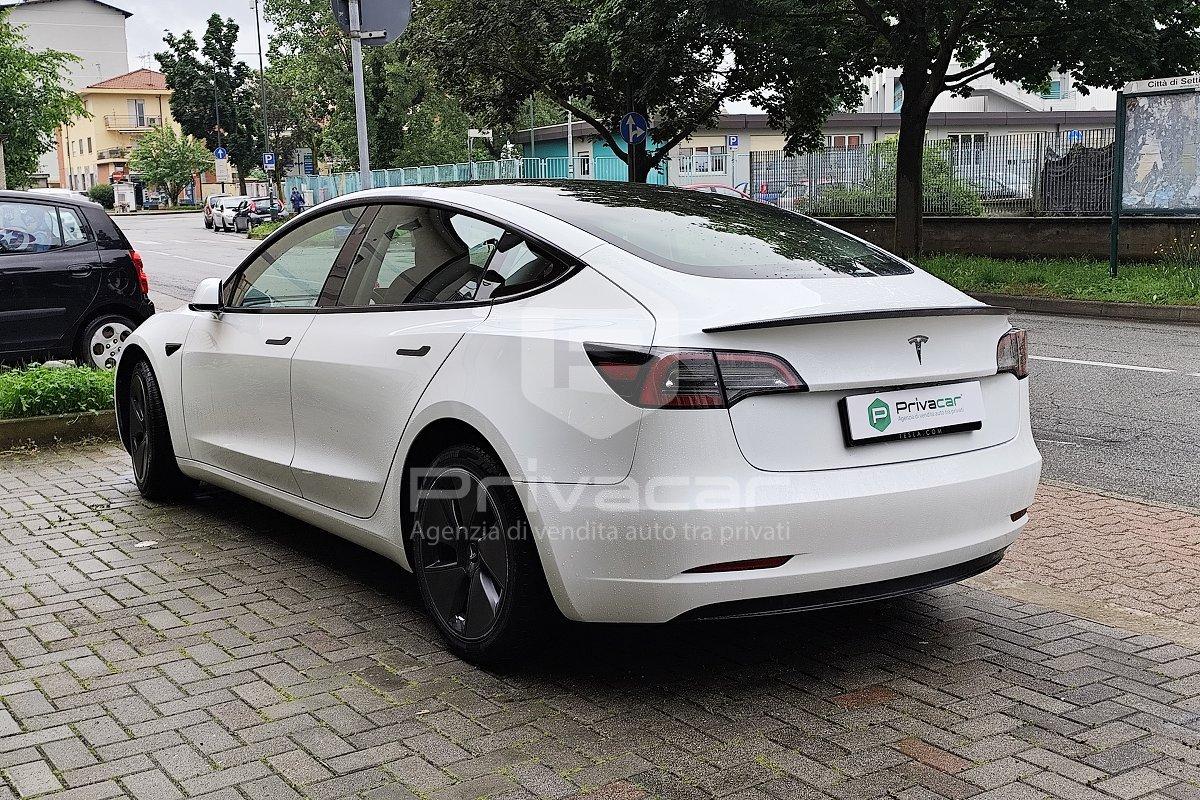 TESLA Model 3 RWD