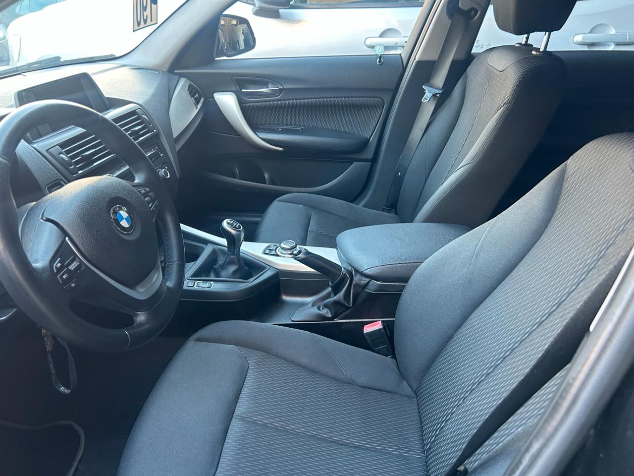 Bmw 116 116d 5p. Urban